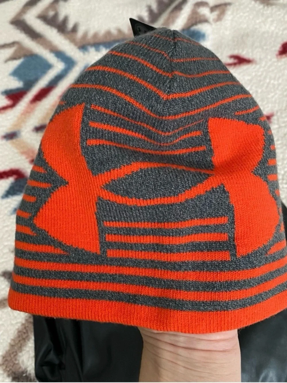 NWT Youth Under Armour beanie